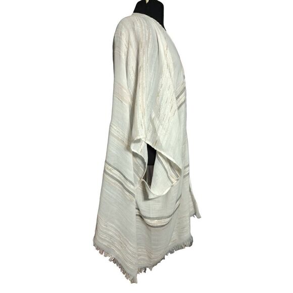 NWT Torrid Ivory and gold striped Shawl/Top. ONE SIZE - Picture 7 of 8